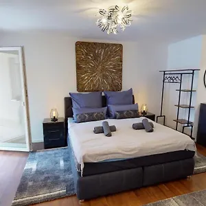 Sweethome - Business-apartment Mit Kueche Und Terrasse, Netflix, Stellplatz Apartment Herzogenaurach