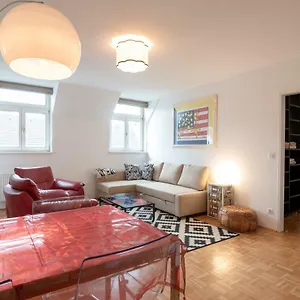 https://living-apartments-pilgramgasse.vienna-besthotels.com