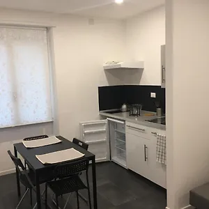 https://alessandria-160-grey.it-romehotels.com