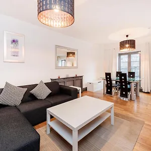 https://cave-apartments-london.cambridgehotelsuk.com